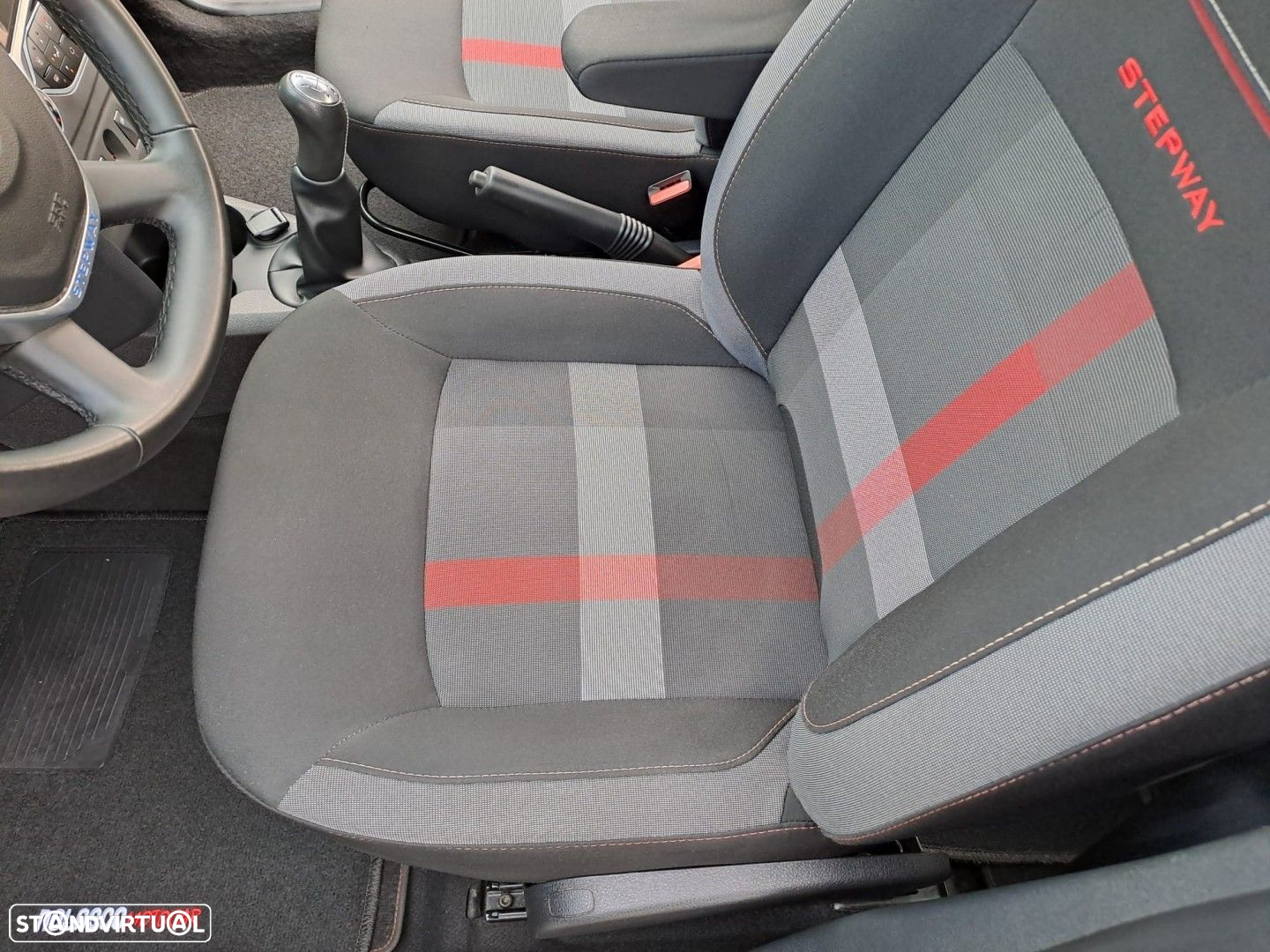 Dacia Sandero 0.9 TCe Stepway - 31