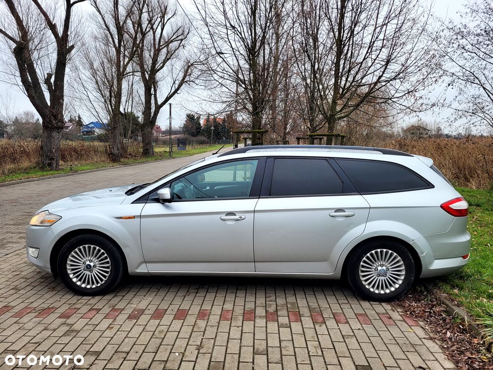 Ford Mondeo 2.0 Gold X - 8