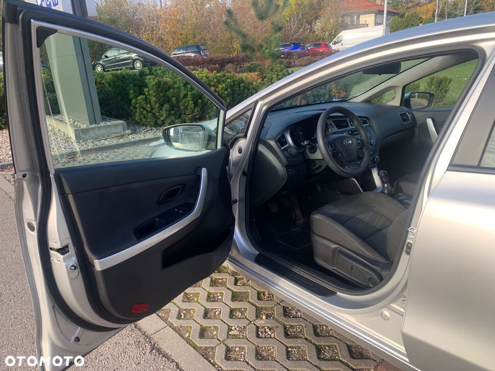 Kia Ceed Cee'd 1.6 CRDi M - 9