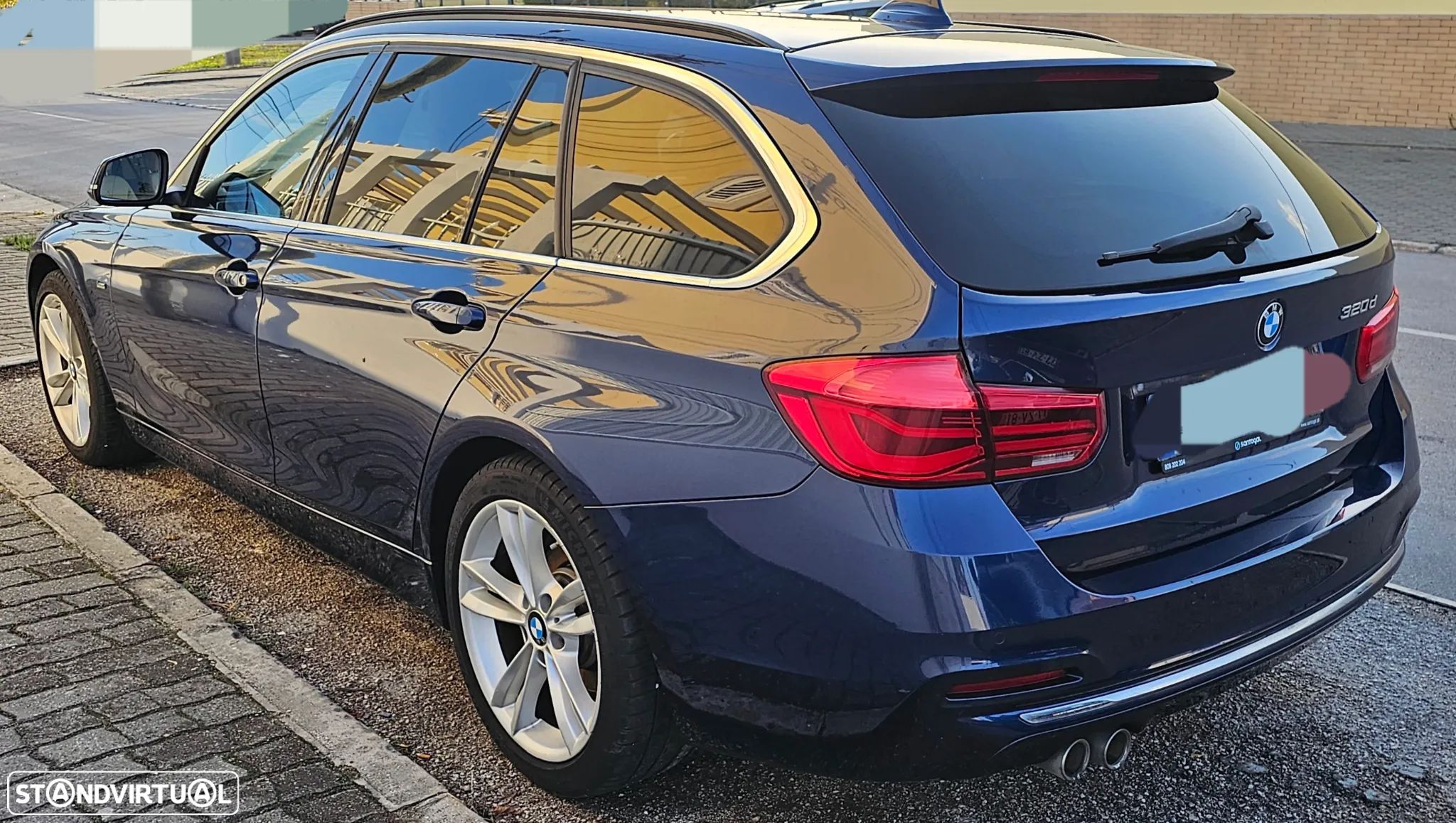BMW 320 d Touring Line Luxury Auto - 1