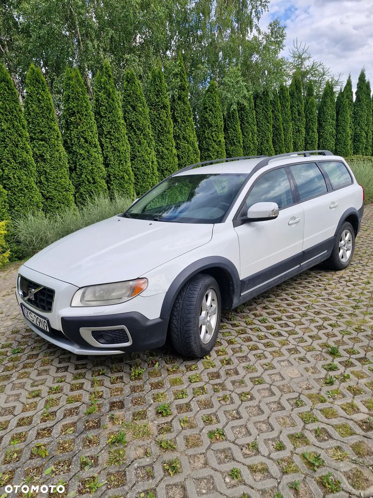 Volvo XC 70 D5 AWD Kinetic - 1