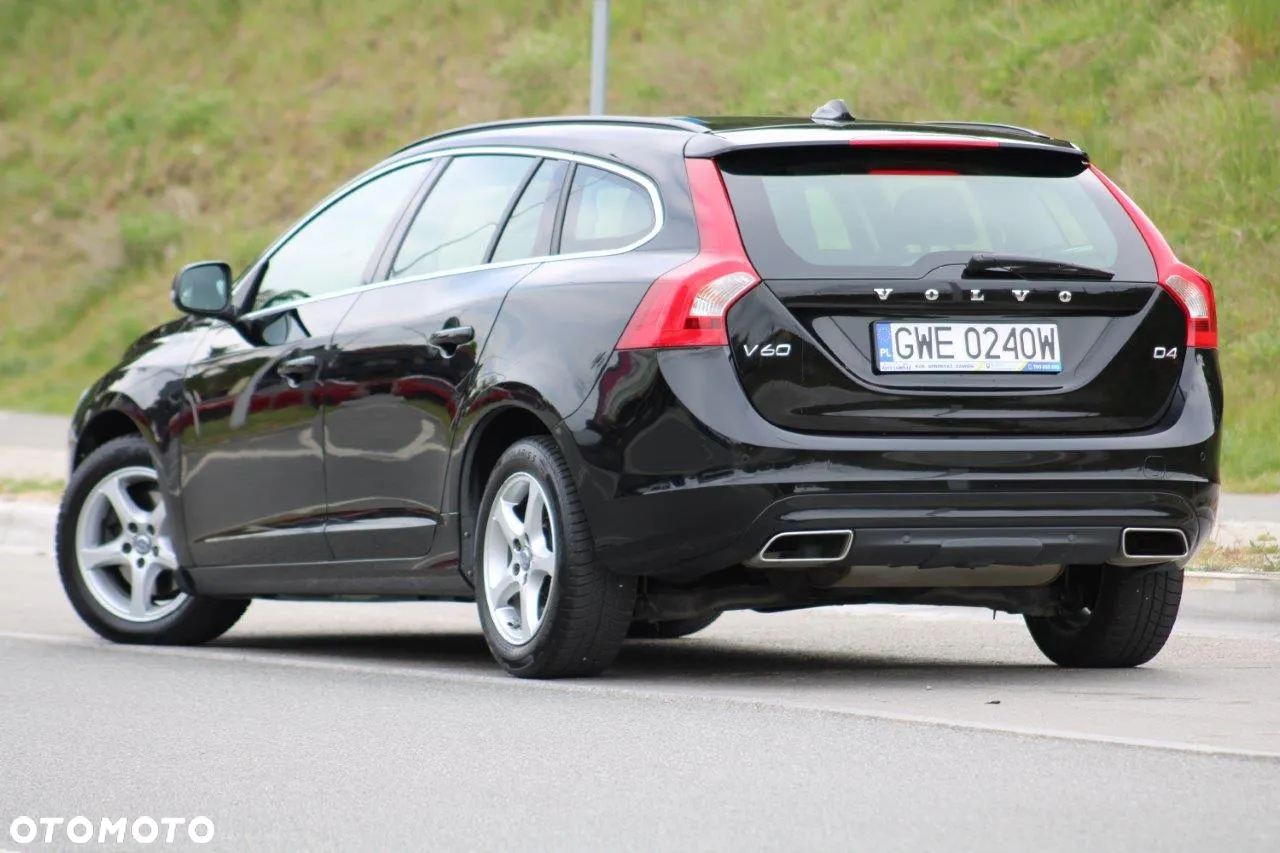 Volvo V60 D4 Summum - 6