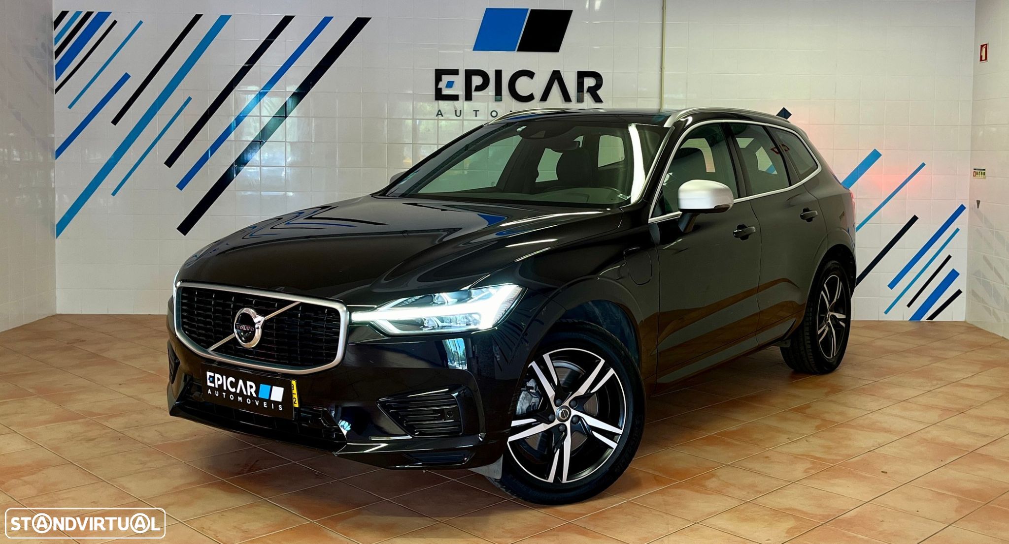 Volvo XC 60 2.0 T8 PHEV R-Design AWD - 1