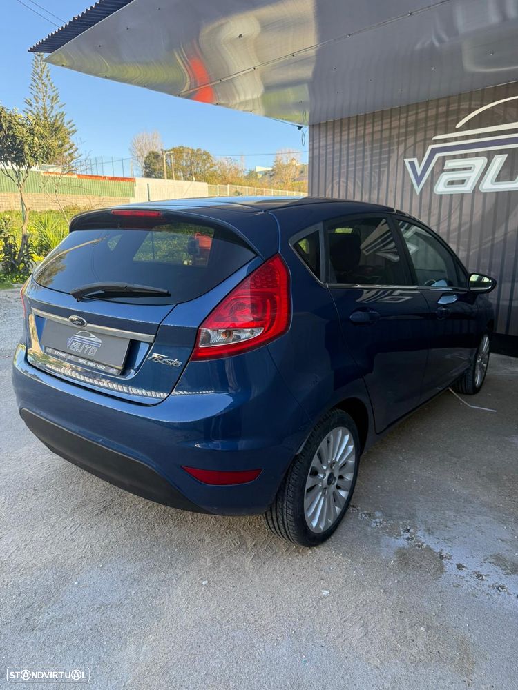 Ford Fiesta 1.25 Trend - 11