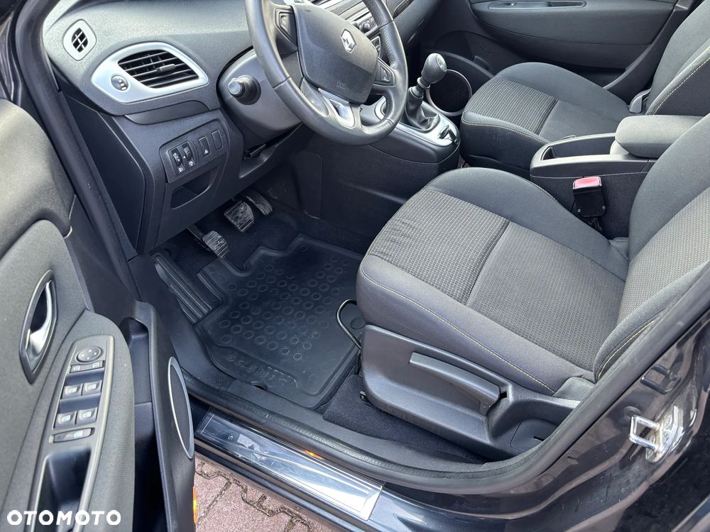 Renault Scenic Energy dCi 110 Start & Stop Dynamique - 13