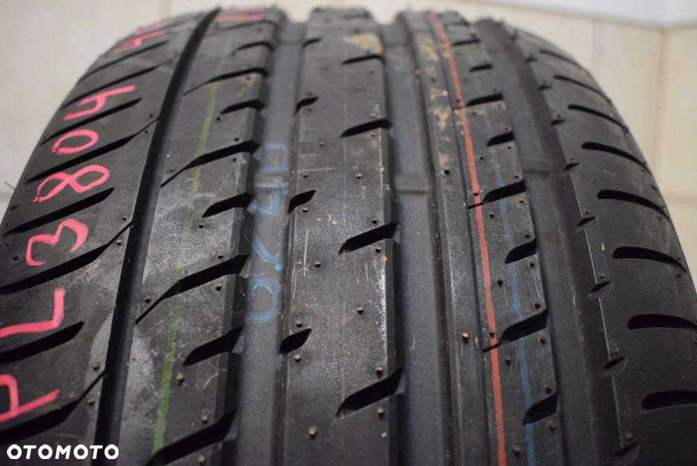 ZR18 235/40 Toyo Proxes T1 Sport Wysyłka gratis! - 1