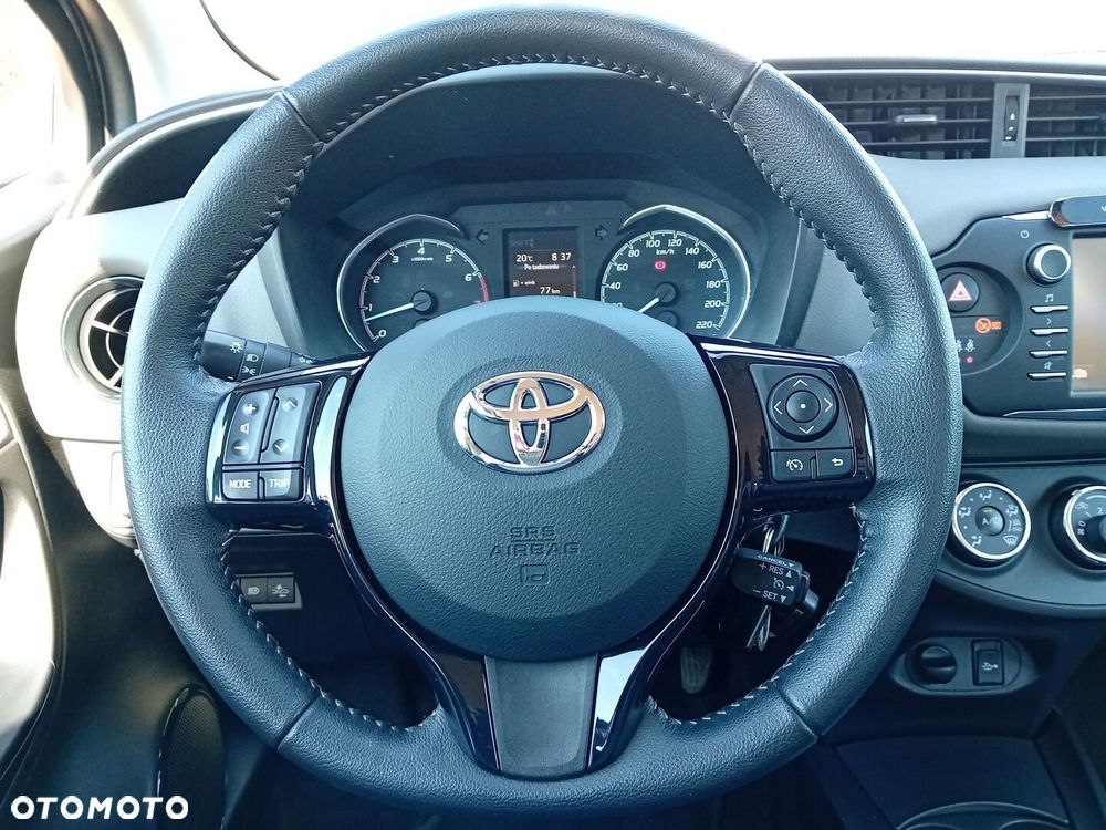 Toyota Yaris - 13