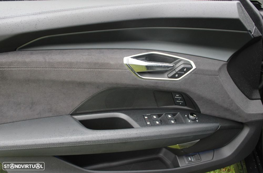 Audi e-tron GT quattro - 16