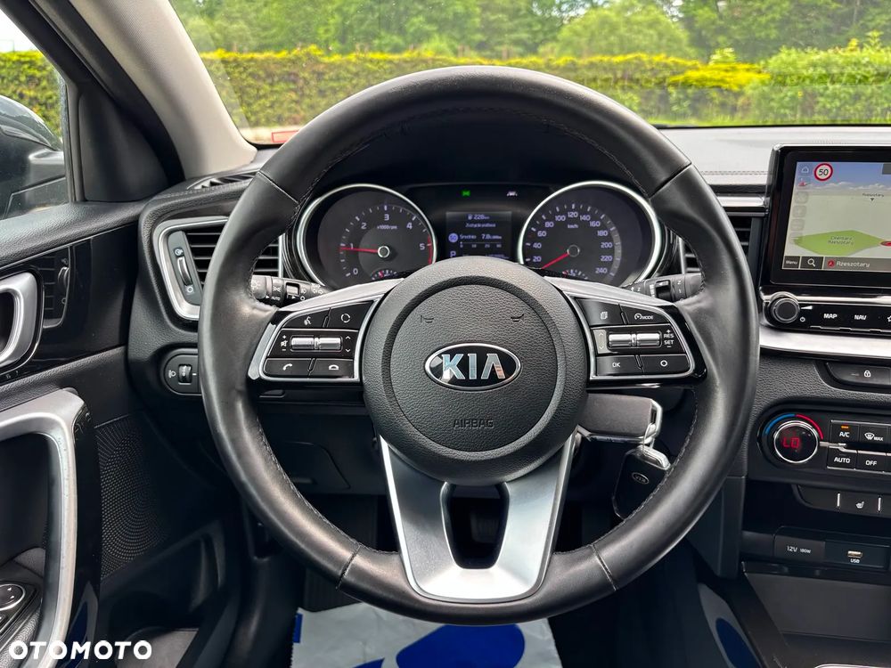 Kia Ceed 1.6 CRDi SCR L Business Line DCT - 15