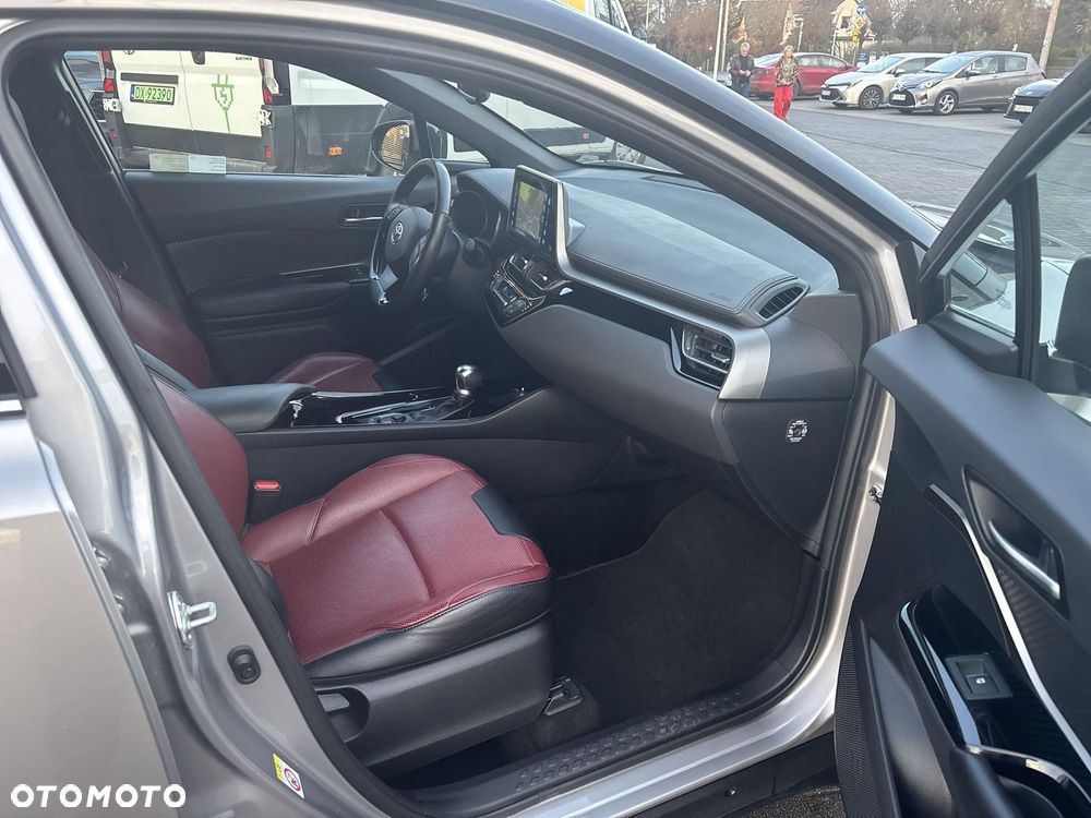 Toyota C-HR 1.8 Hybrid Prestige - 13