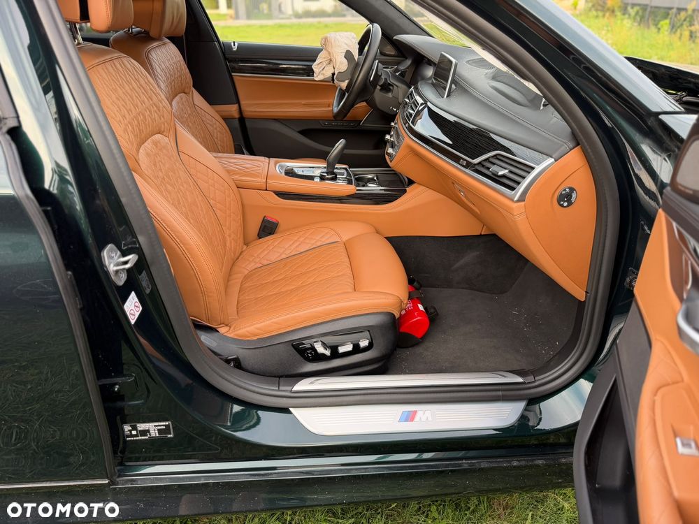 BMW Seria 7 - 7
