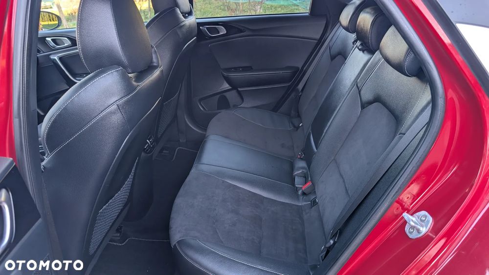 Kia ProCeed 1.6 CRDi DCT7 SCR GT LINE - 8