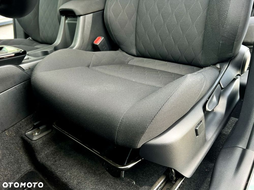 Toyota Corolla Cross - 14