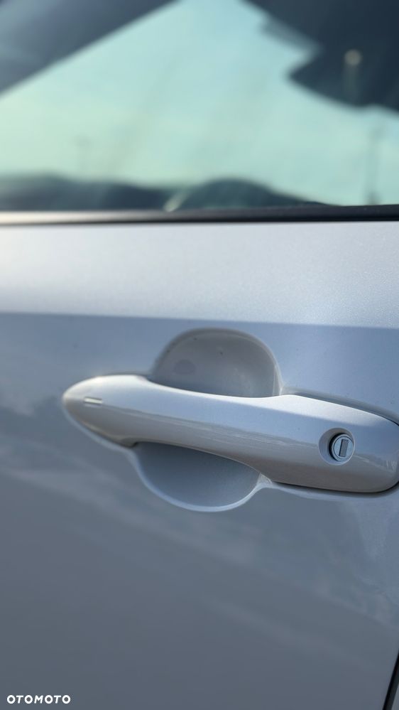 Toyota Corolla 1.8 Hybrid Executive - 17