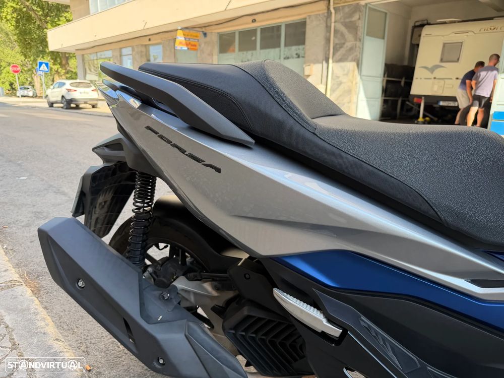 Honda Forza 125 - 9