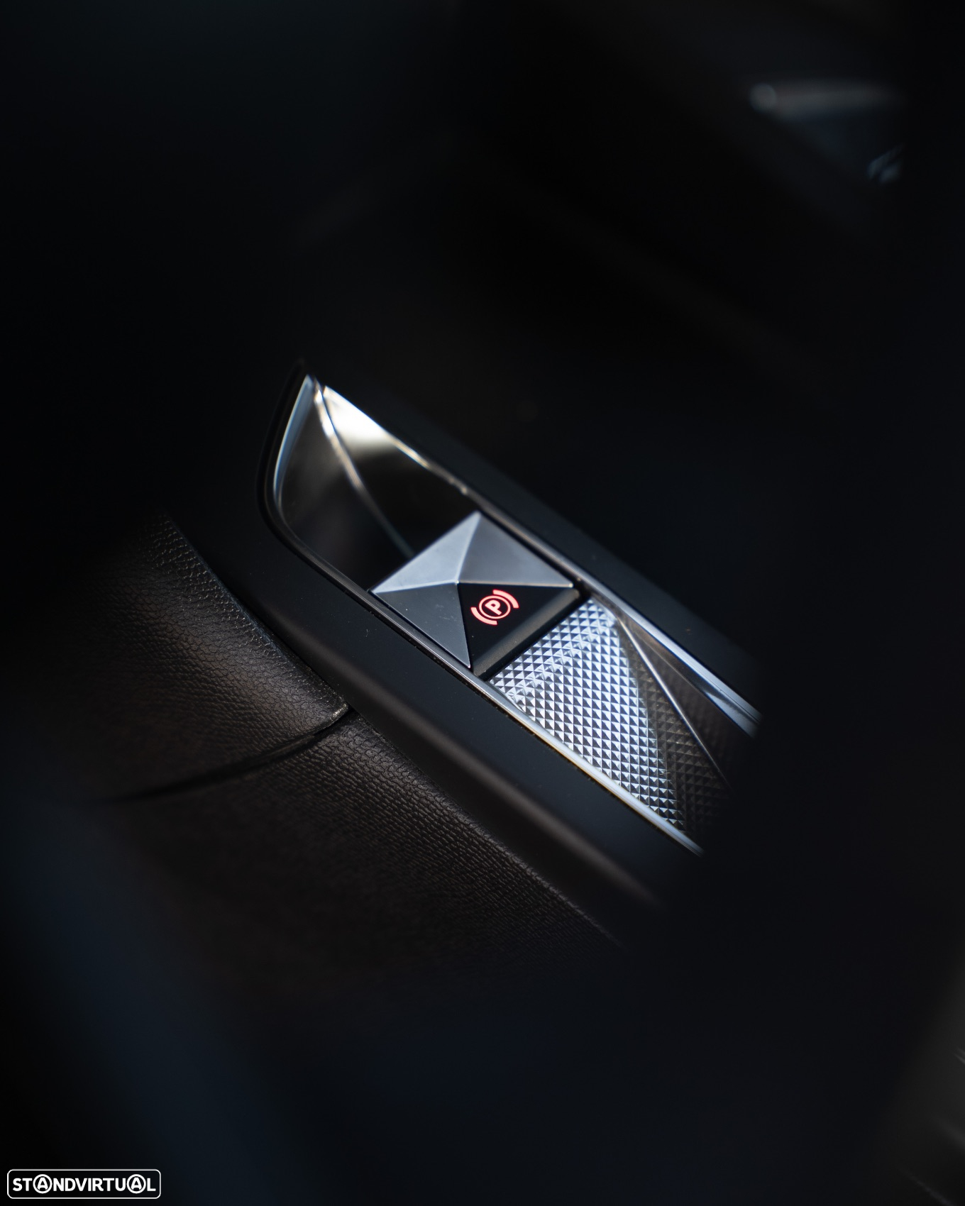 DS DS3 Crossback E-TENSE PERFORMANCE LINE - 27