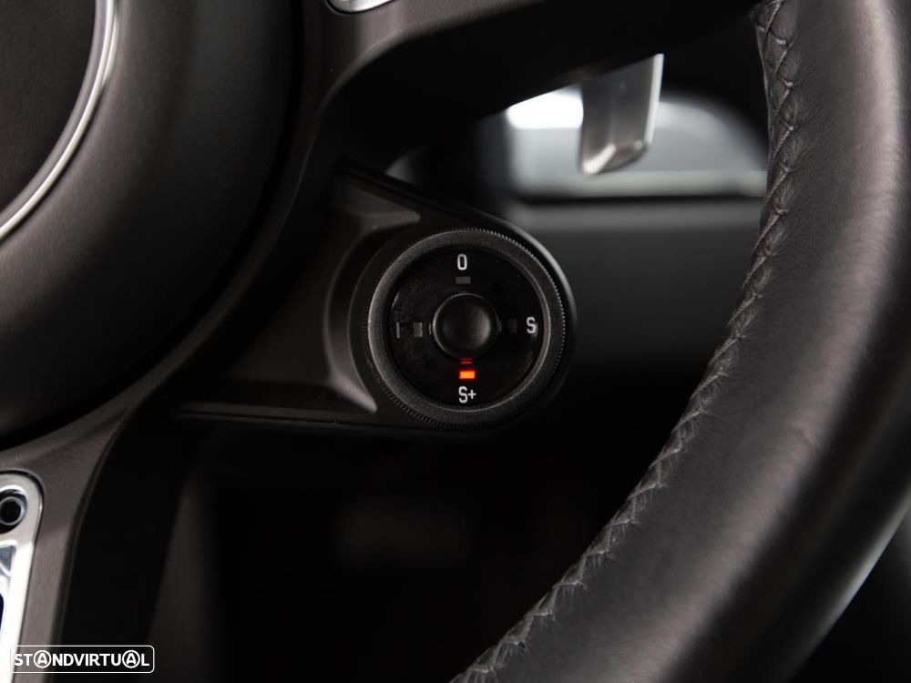 Porsche 718 Cayman - 24