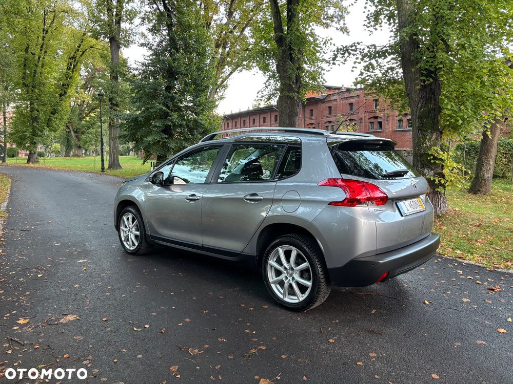 Peugeot 2008 - 4