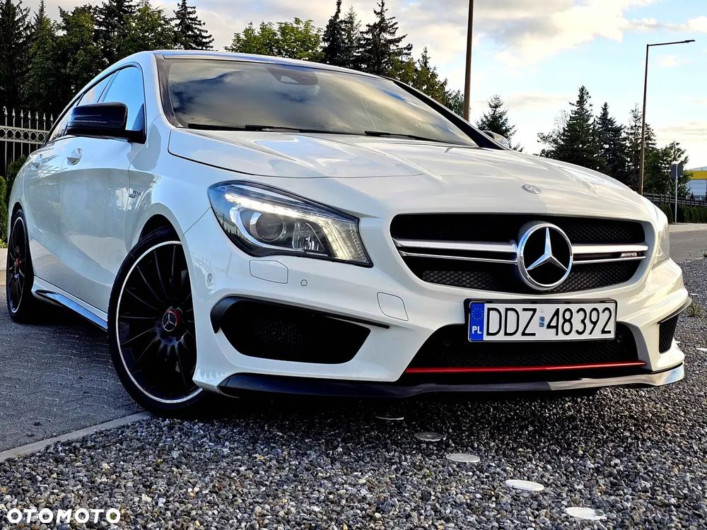 Mercedes-Benz CLA - 4