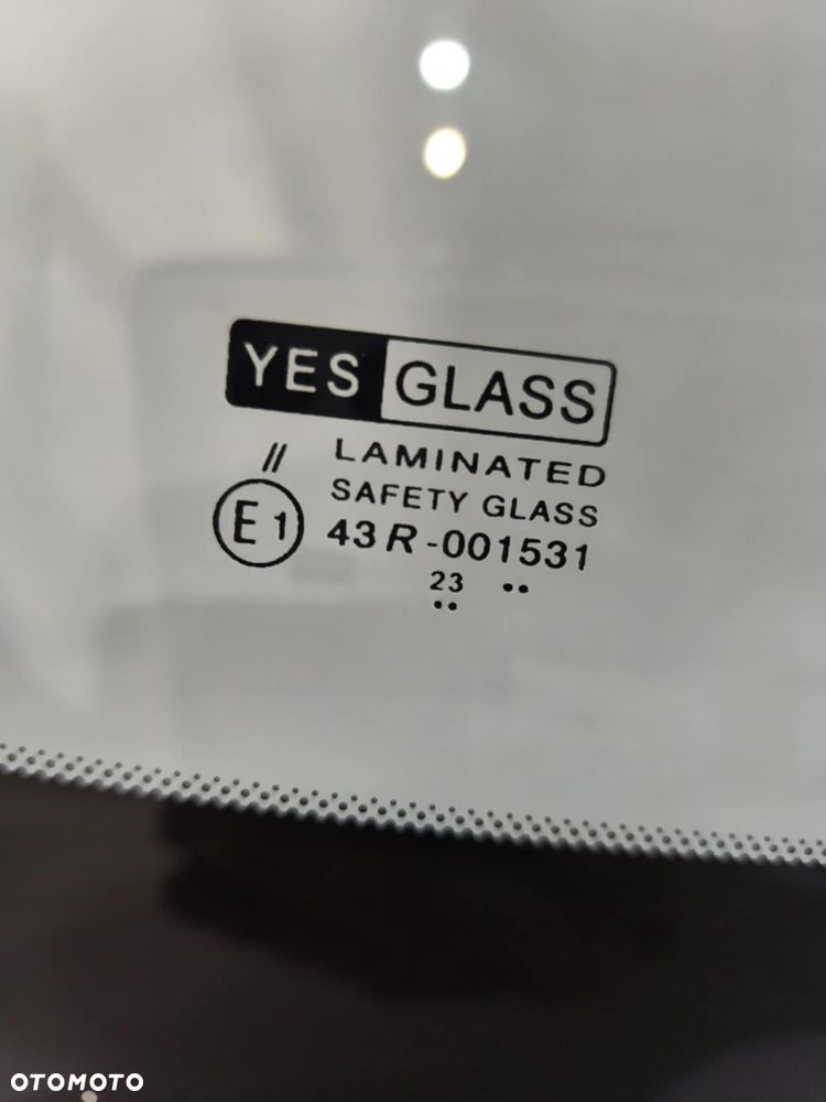 Szyba przednia NISSAN NOTE 2006-2013 MINIVAN - 2