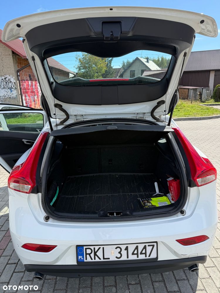 Volvo V40 D2 Drive-E Momentum - 18