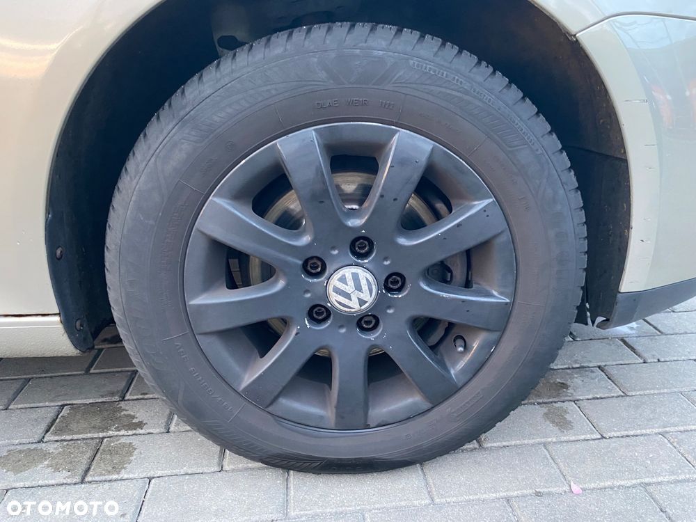 Volkswagen Golf - 12