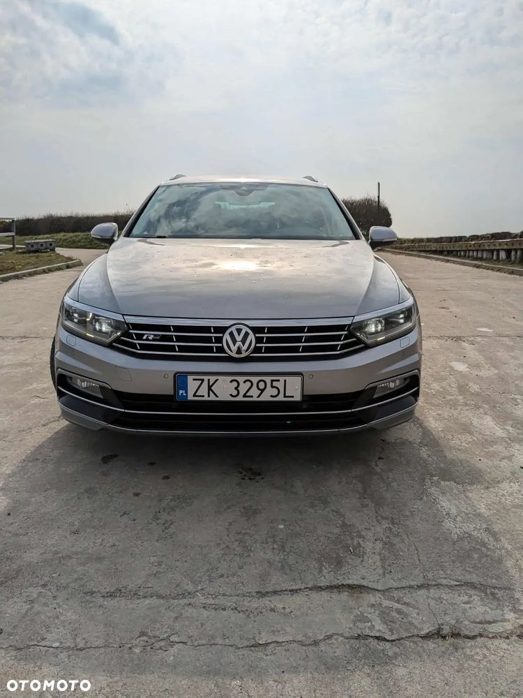 Volkswagen Passat Variant 2.0 TDI SCR 4Motion DSG Highline - 6