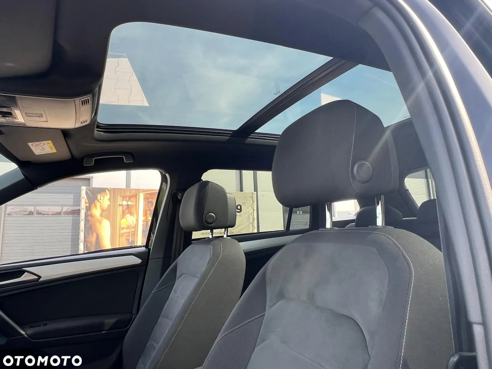 Volkswagen Tiguan - 24