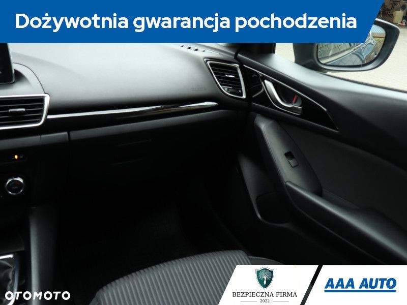 Mazda 3 - 10