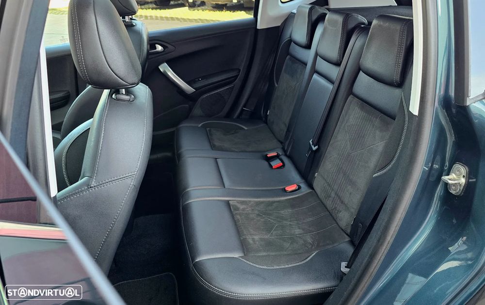 Peugeot 2008 PureTech 110 Stop&Start EAT6 Crossway - 16