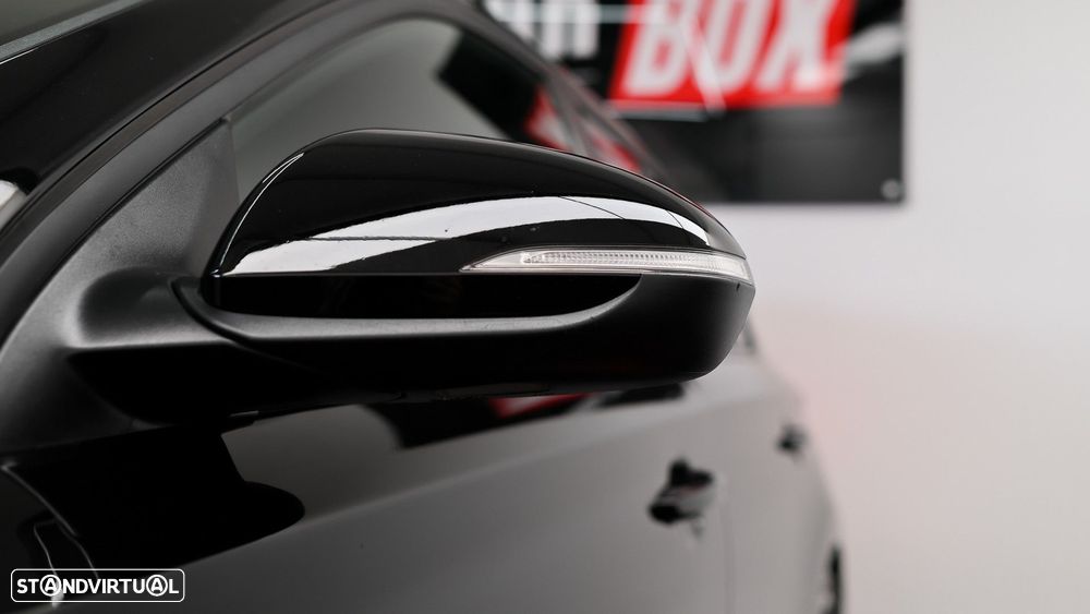 Hyundai i30 N 2.0 T-GDi Performance Pack - 8