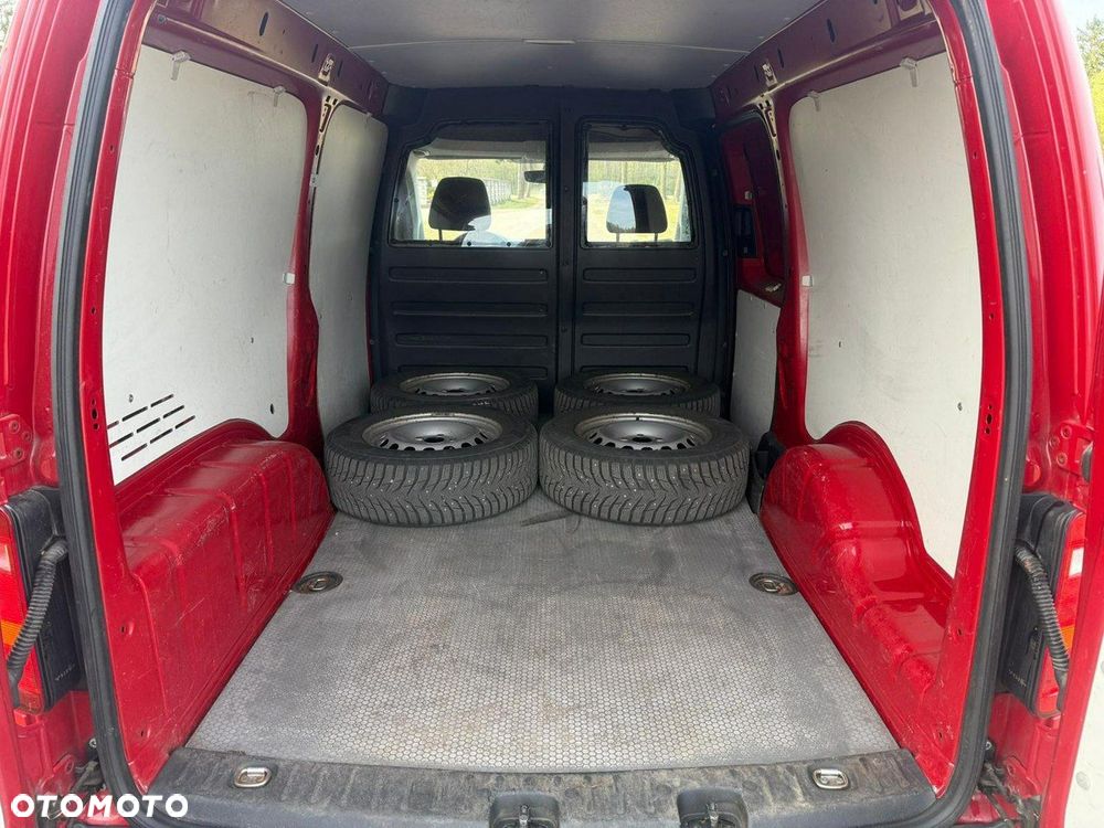 Volkswagen Caddy - 26
