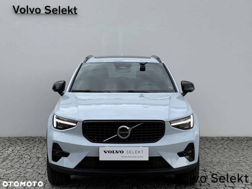 Volvo XC 40 - 4