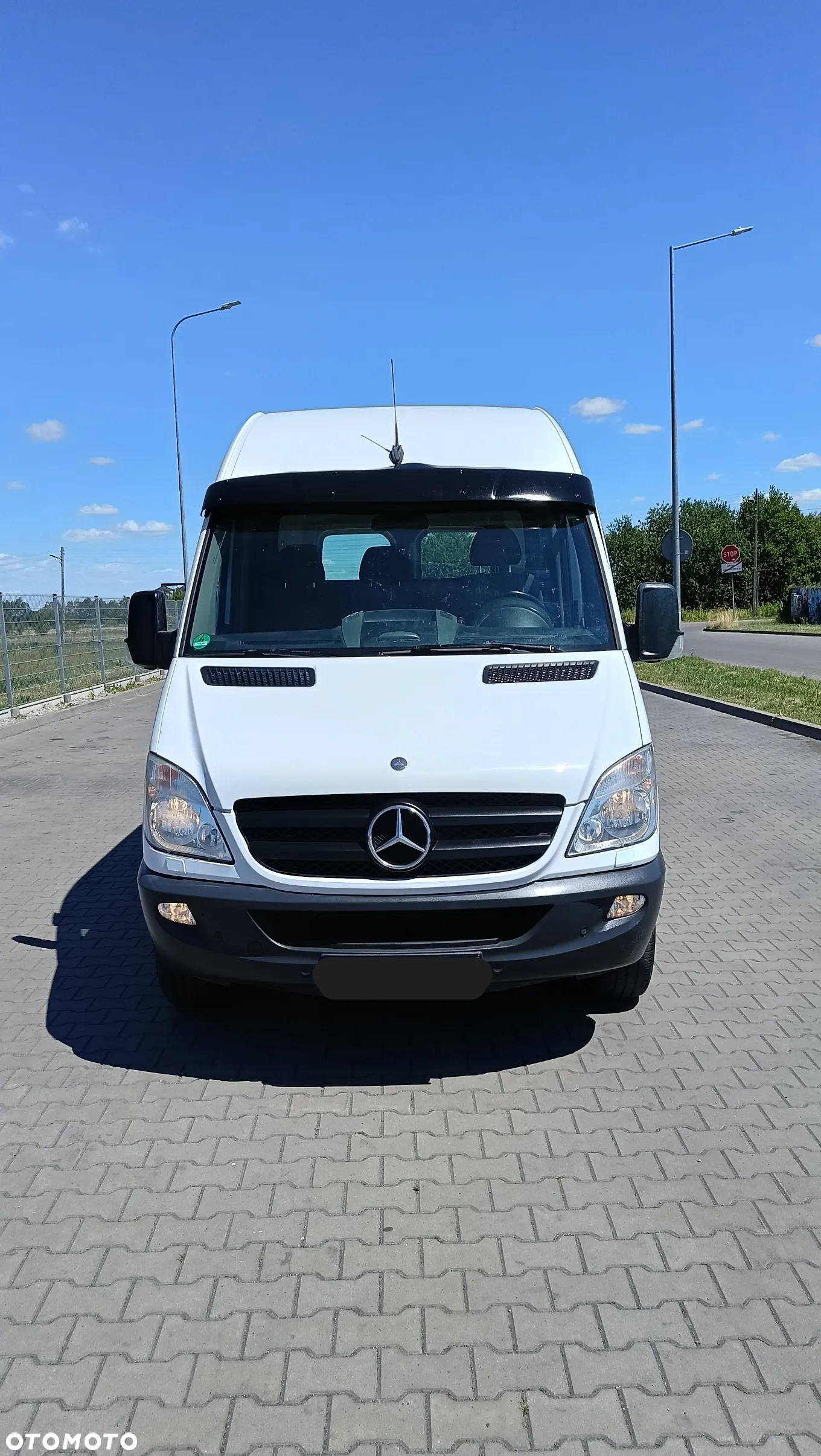 Mercedes-Benz Sprinter L2H2 Średniak 319 CDI 3.0 V6 190KM - 2