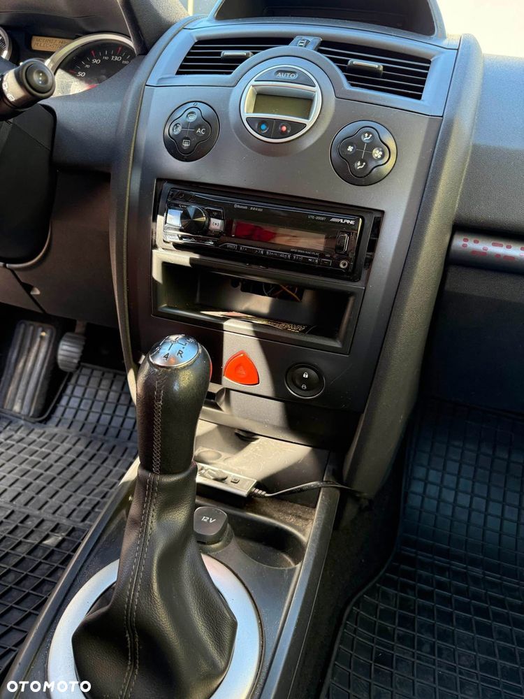 Renault Megane - 8