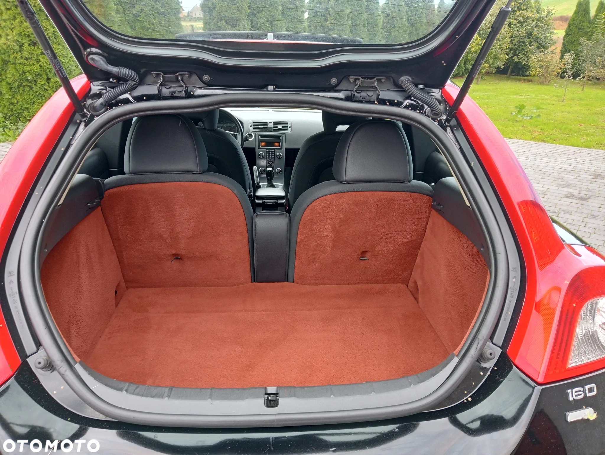 Volvo C30 D2 DRIVe R-Design - 19