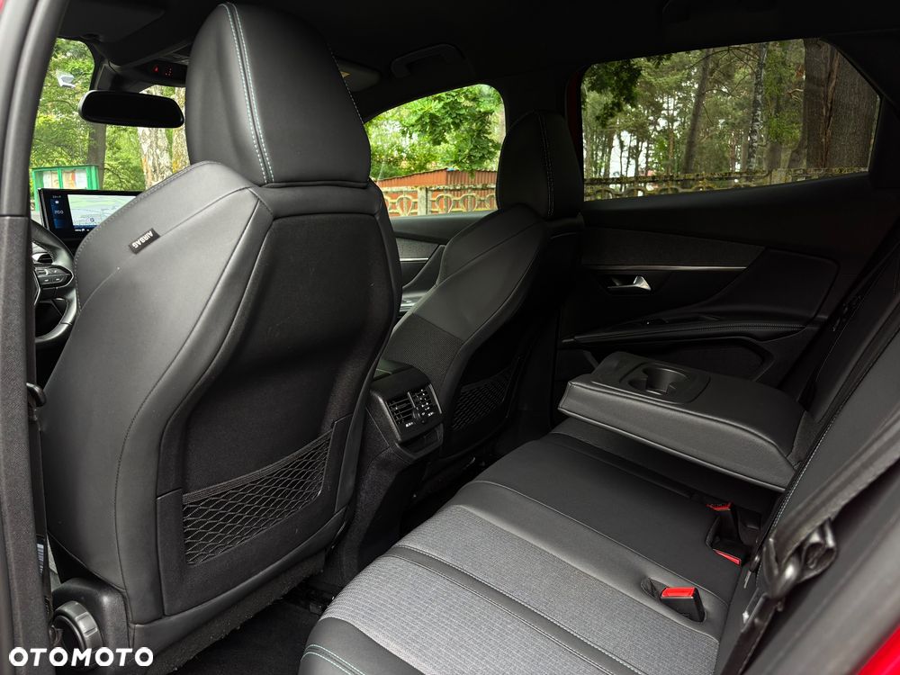 Peugeot 3008 BlueHDi 130 Stop & Start EAT8 Allure Pack - 21