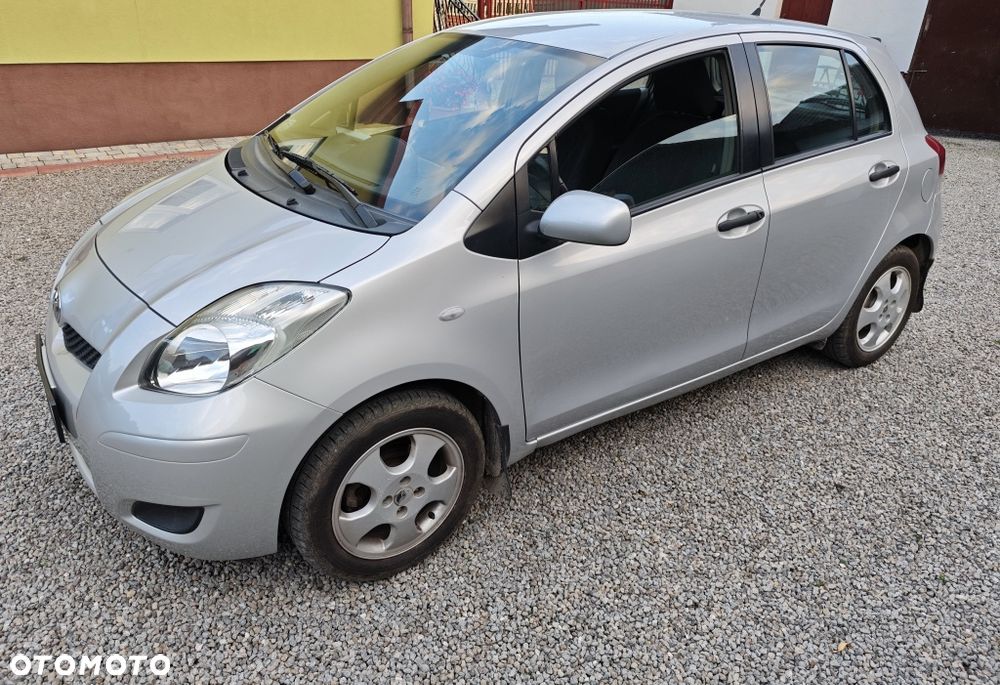 Toyota Yaris - 3