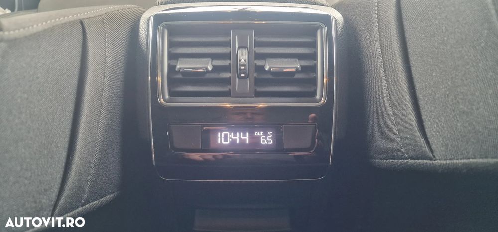 Skoda Superb 2.0 TDI DSG Ambition - 13