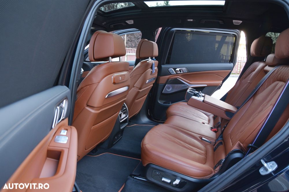 BMW X7 M60i xDrive AT MHEV - 20