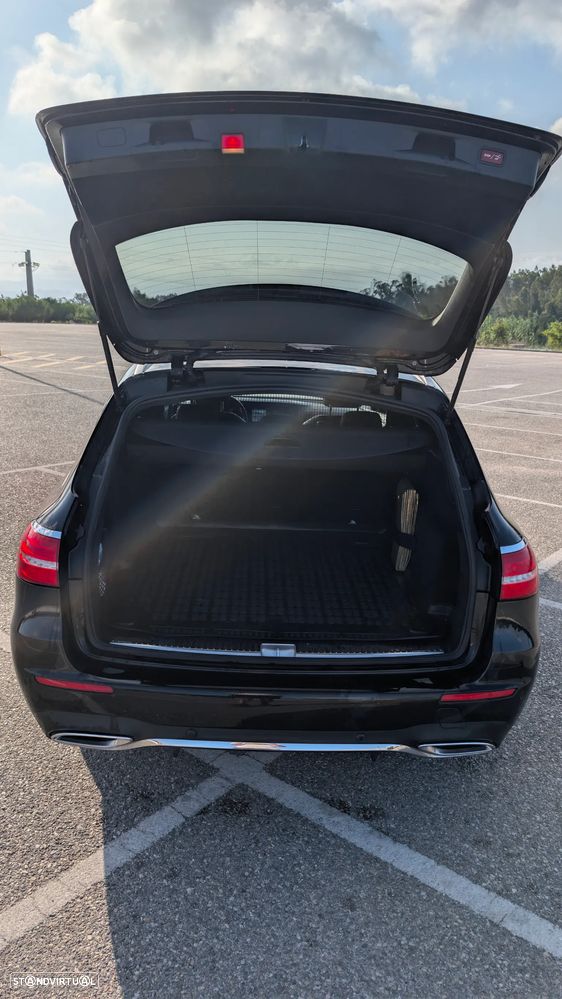 Mercedes-Benz E 220 d AMG Line - 8