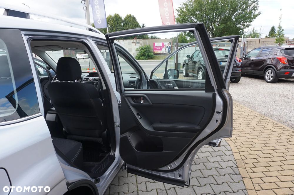 Subaru Forester 2.0X Exclusive - 29