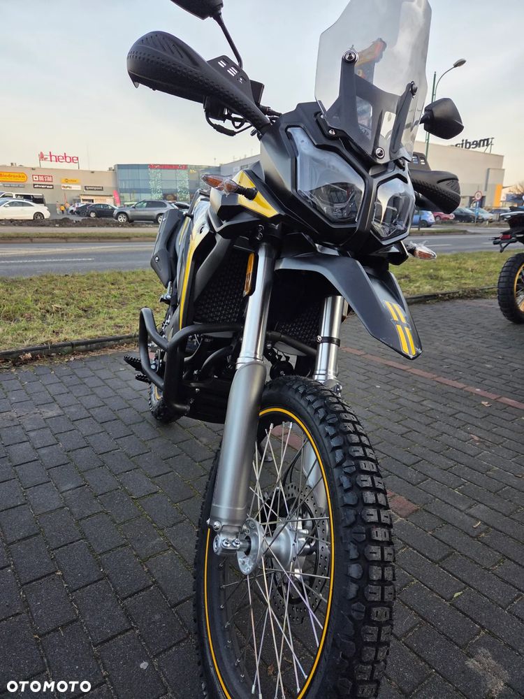 VOGE 300GY RALLY - 7