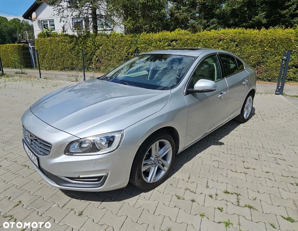 Volvo S60 T5 Momentum - 3
