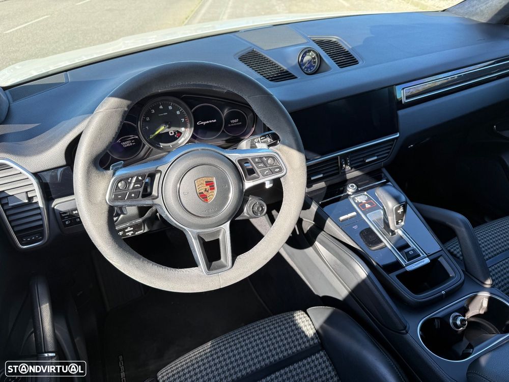 Porsche Cayenne Coupé - 58