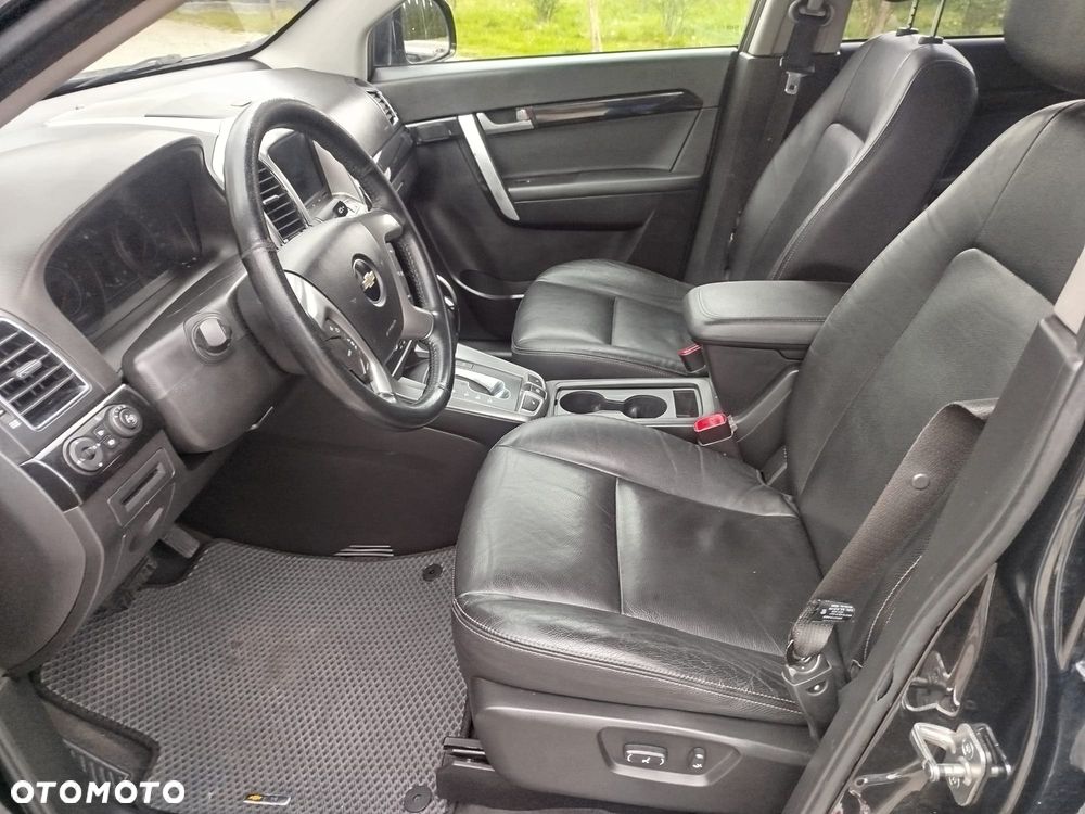 Chevrolet Captiva 3.0 4WD LTZ - 5