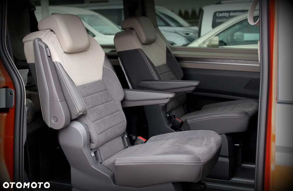 Volkswagen Multivan 2.0 TDI L2 Style DSG - 9