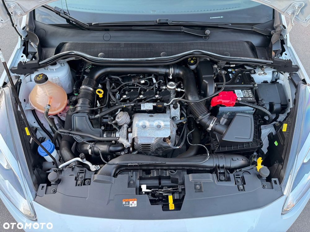 Ford Fiesta 1.0 EcoBoost S&S TREND - 11