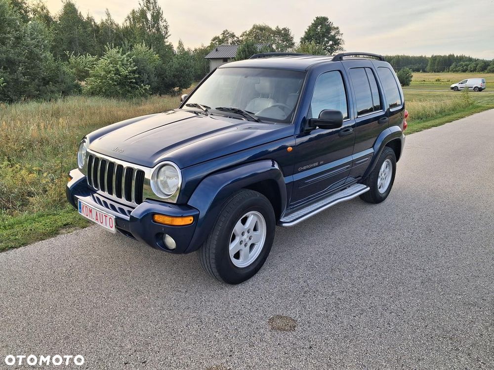 Jeep Cherokee - 16