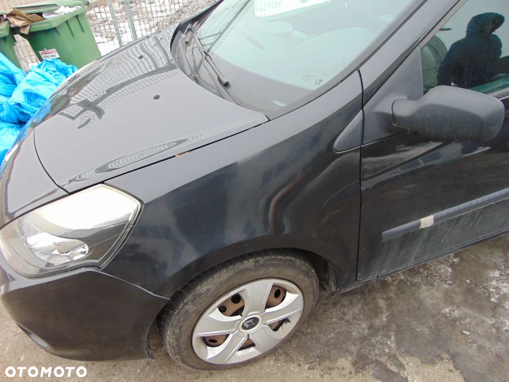 BŁOTNIK LEWY PRZÓD PRZEDNI RENAULT CLIO III NV676 - 1